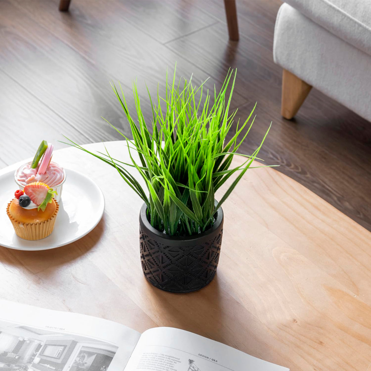 MyGift Artificial Green Grass Plant in Modern Black Concrete Pot with Geometric Embossed Pattern, Tabletop Faux Greenery Decorative Round Cement Planter Home Decor