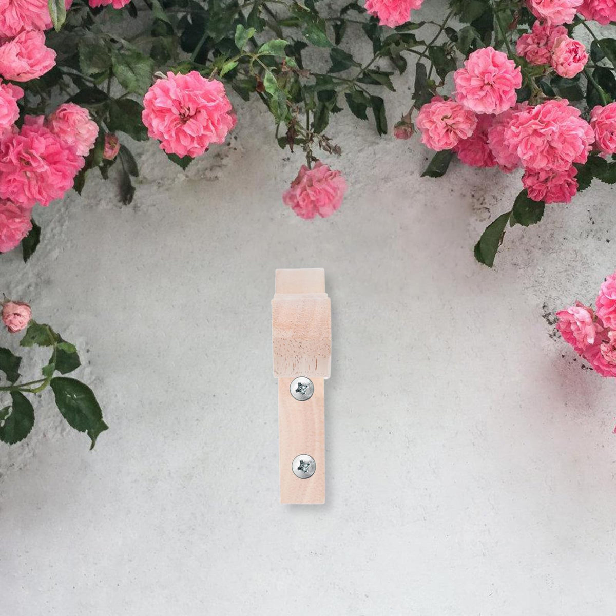 Beavorty 2pcs Wall Mounted Planter Hooks for Flower Pot Hanging Brackets, Indoor Outdoor Plant Hangers with Natural Wood Finish for Garden Lantern Wind Chime Decoration