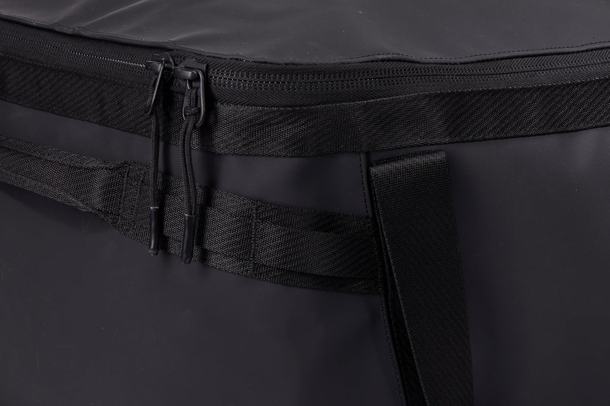 Thule Chasm 55L Gear Hauler, Waterproof Base, Internal Pockets and Movable Divider Panels, Zippered lid, Sturdy Grab Handles