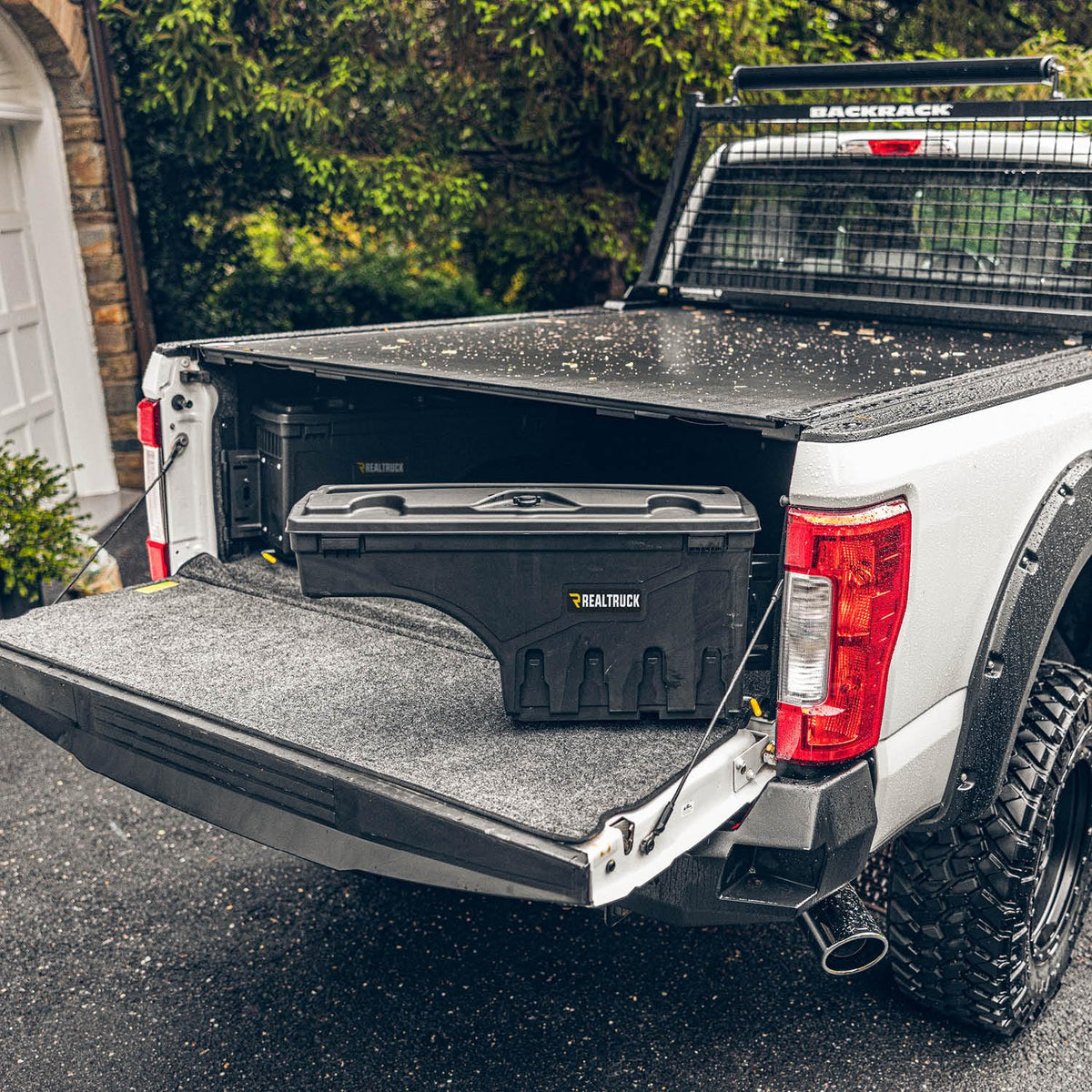 UnderCover SwingCase Truck Bed Storage Box | SC103D | Fits 2015 - 2022 Chevy/GMC Colorado/Canyon Drivers Side, Black