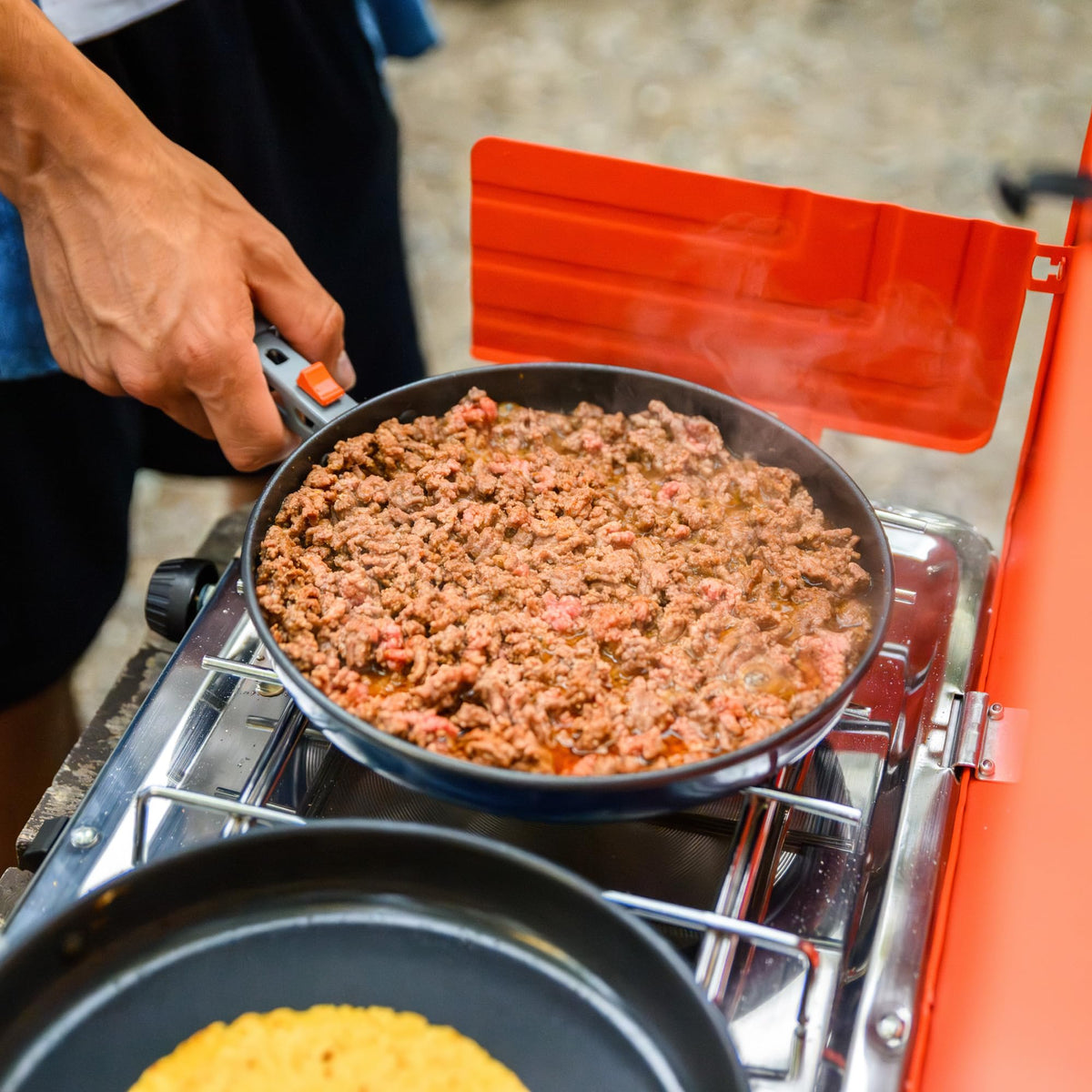 GSI Outdoors Bugaboo Base Camper Medium, High-Efficiency Cookset – Ceramic Non-Stick Coated, Includes 3L & 2L Pots, 8" Fry Pan, Accessories